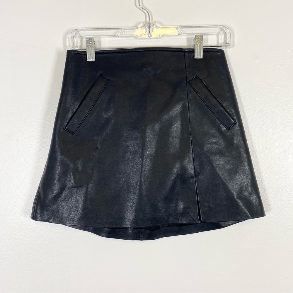 BLANK NYC Vegan Leather Side Skit Mini Skirt Black - Picture 2 of 7